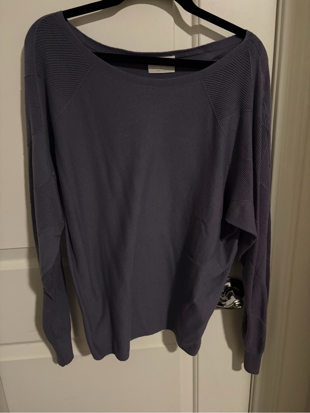 Scoop Neck Pullover Sweater in blue/purple